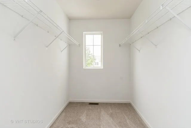 $270,000 | 1028 Heron Circle, Joliet, IL 60431