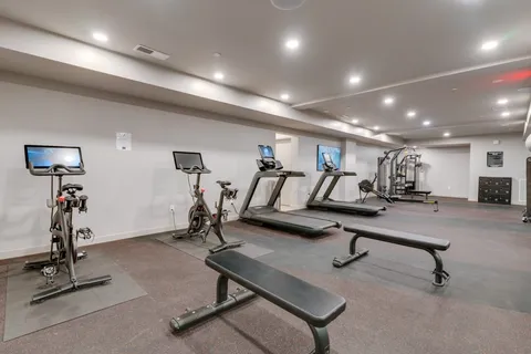 $879,000 | 635 7th Avenue South, Unit 406, Nashville, TN 37203