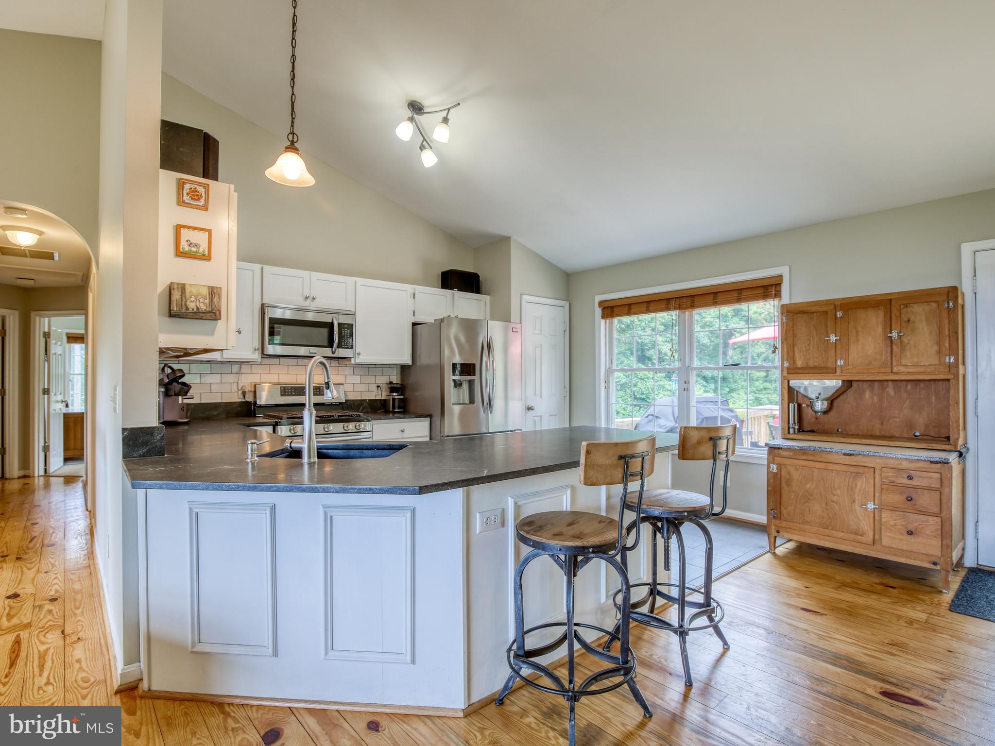 3151 Freezeland Road Linden, VA 22642 - Photo 25 of 45 Gallery Image 25