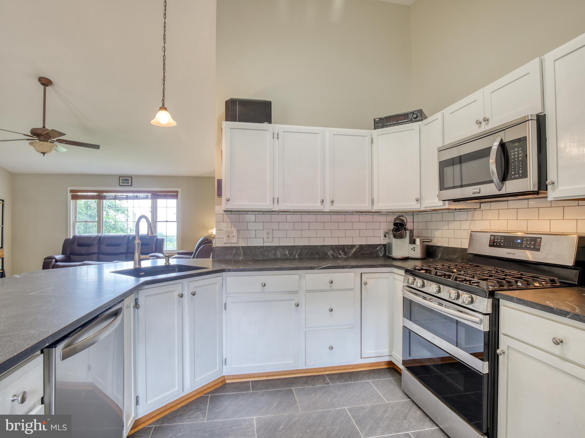 3151 Freezeland Road Linden, VA 22642 - Photo 28 of 45 Gallery Image 28