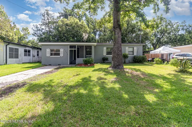 $174,900 | 1233 Denaud Street, Jacksonville, FL 32205