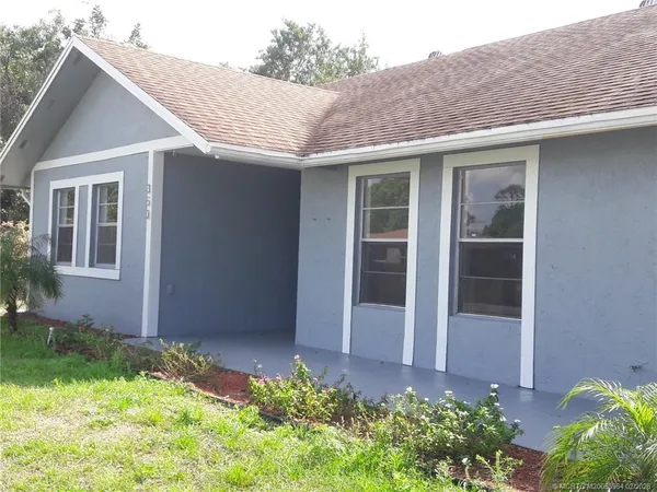 $2,250 | 350 Northeast Granduer Avenue, Port St. Lucie, FL 34983