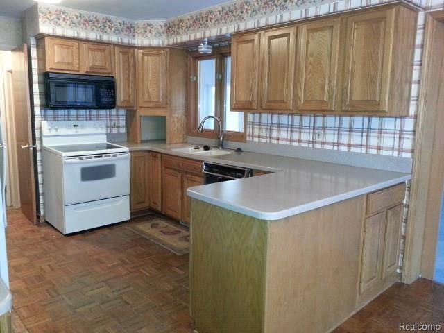 3263 Harvard Road Royal Oak, MI 48073 - Photo 9 of 34 20140212_174051.jpg
