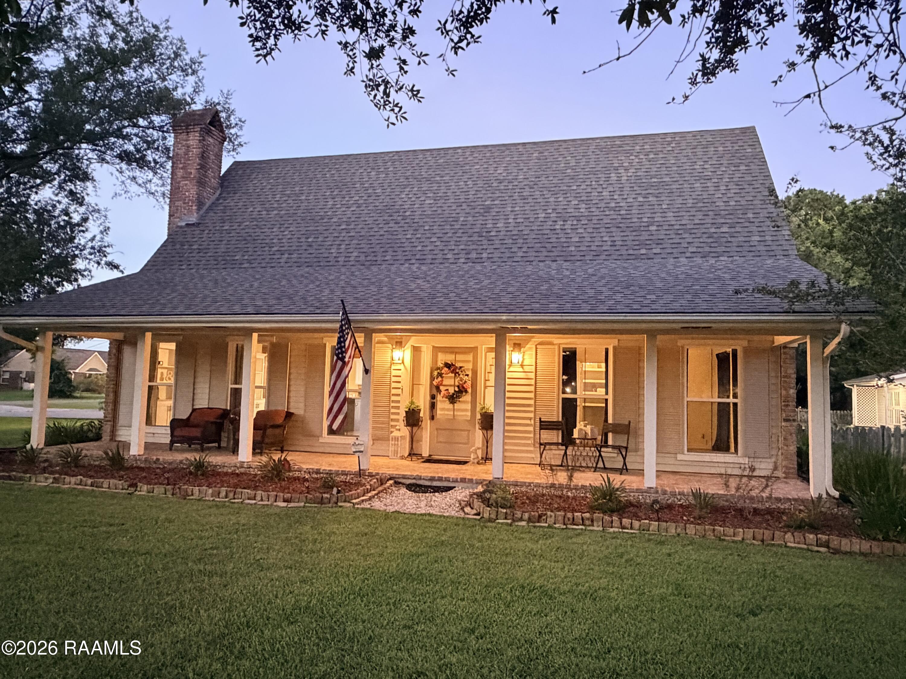 708 Kyle Landry Road New Iberia, LA 70563 - Photo 3 of 36