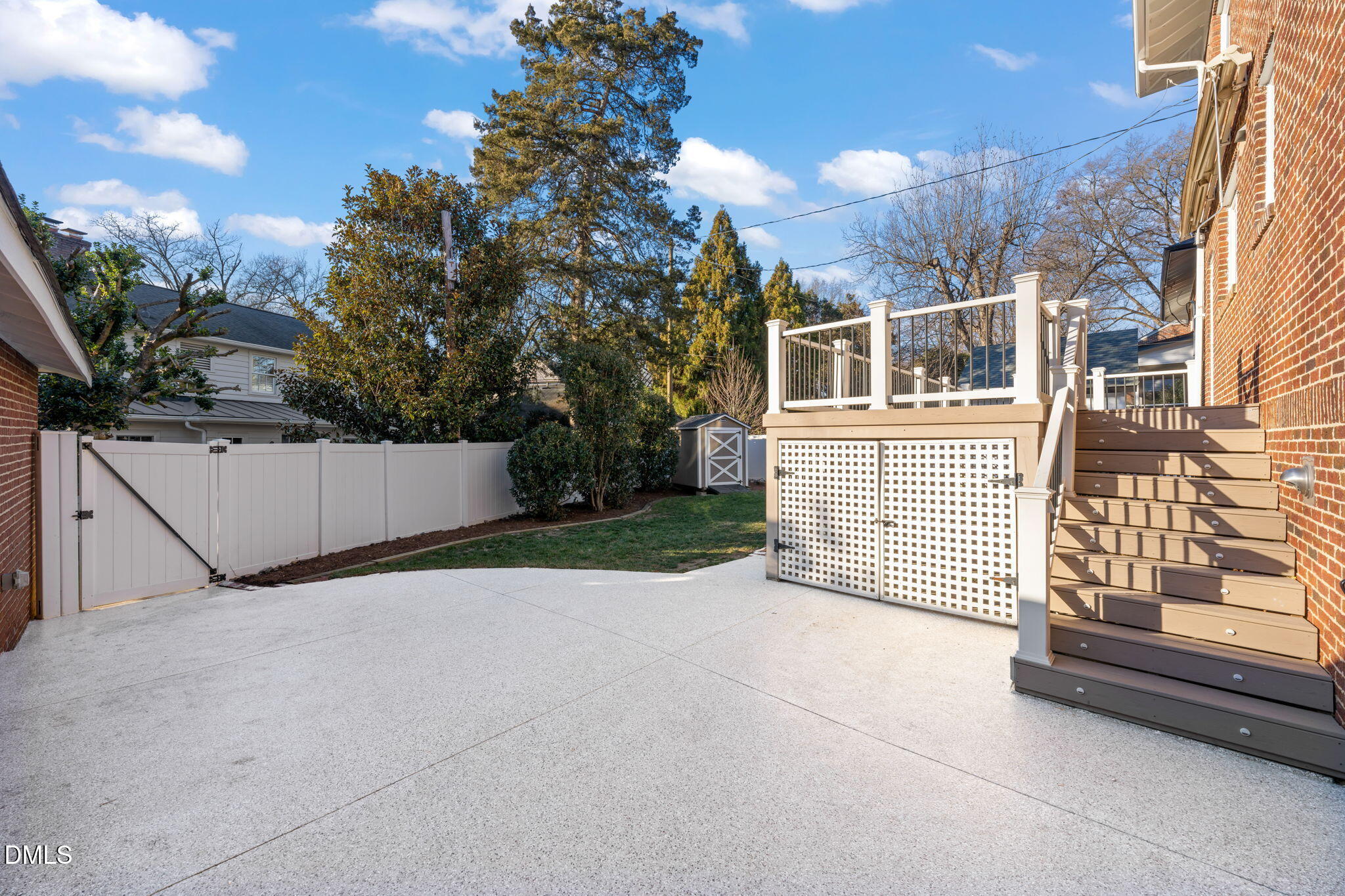 1617 Glenwood Avenue Raleigh, NC 27608 - Photo 44 of 58 a view of backyard and garden
