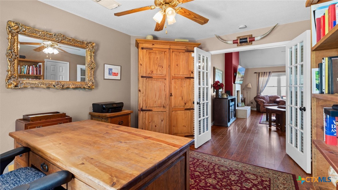 8010 Devonshire Drive Spring Branch, TX 78070 - Photo 14 of 41