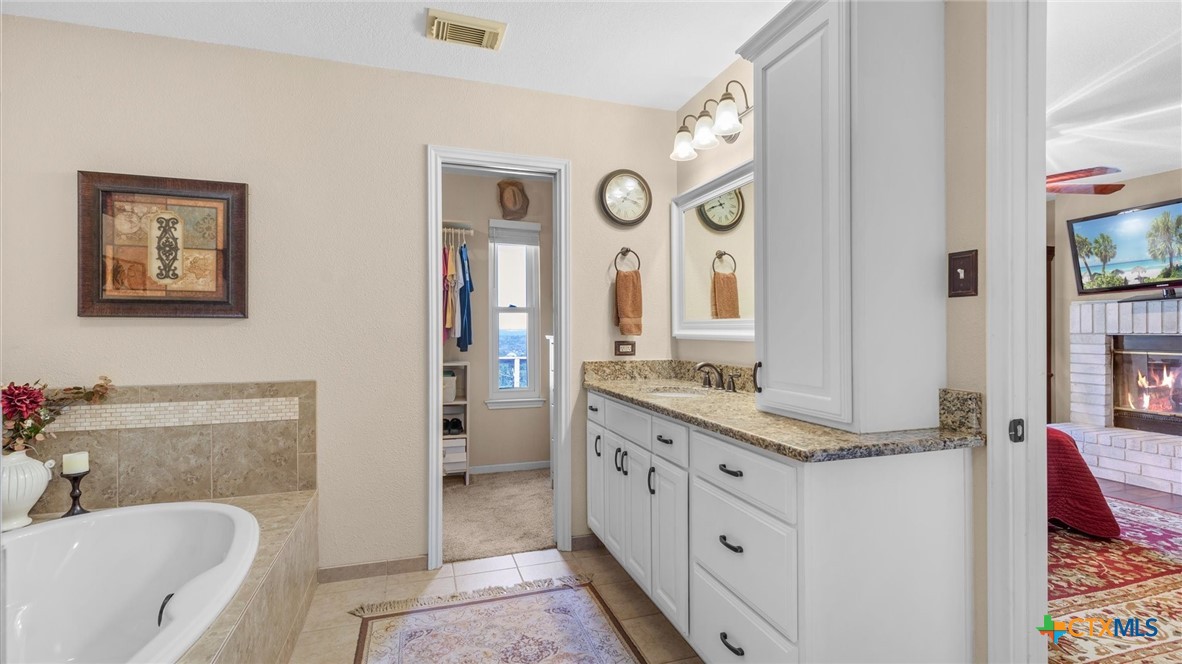 8010 Devonshire Drive Spring Branch, TX 78070 - Photo 17 of 41