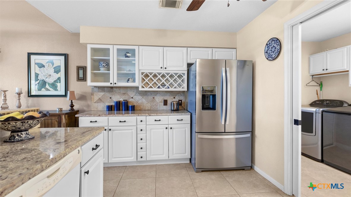 8010 Devonshire Drive Spring Branch, TX 78070 - Photo 10 of 41