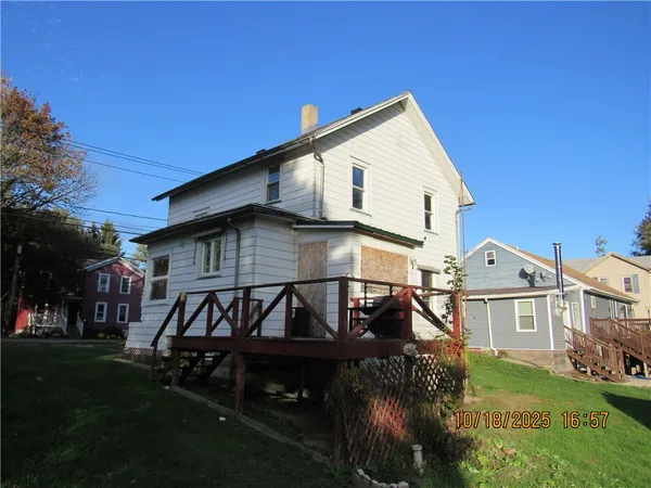 $78,500 | 52 Montezuma Street, Lyons, NY 14489