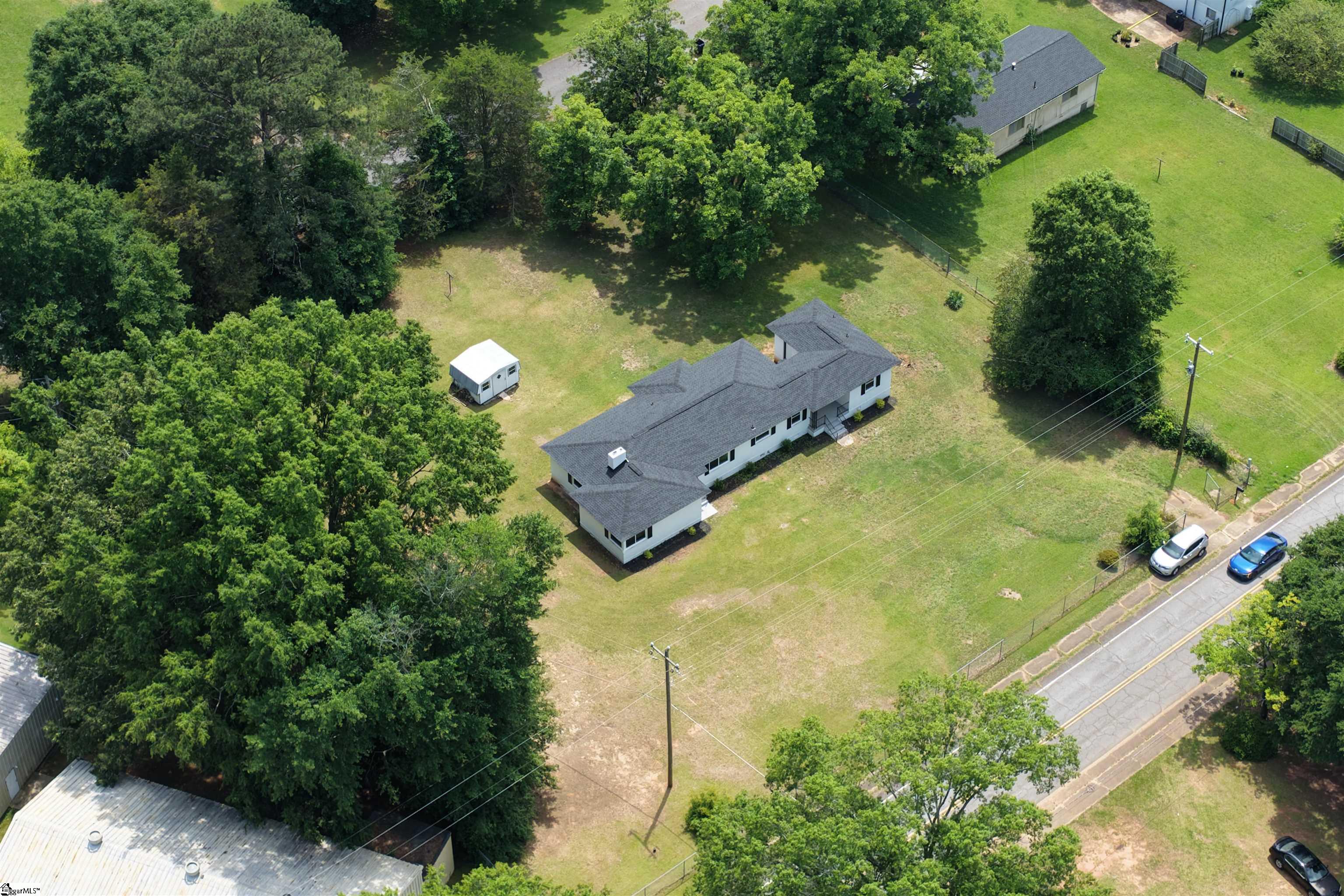 1300 Belhaven Road Anderson, SC 29621 - Photo 30 of 33