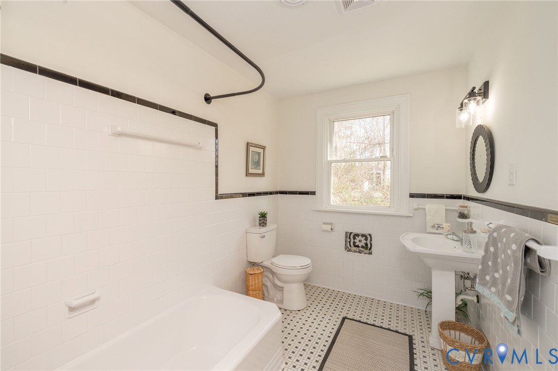 2707 Jimmy Winters Road Richmond, VA 23235 - Photo 24 of 42
