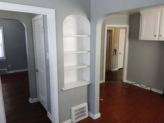 $1,275 | 12648 Mettetal Street, Detroit, MI 48227