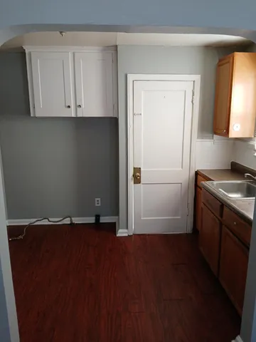 $1,275 | 12648 Mettetal Street, Detroit, MI 48227