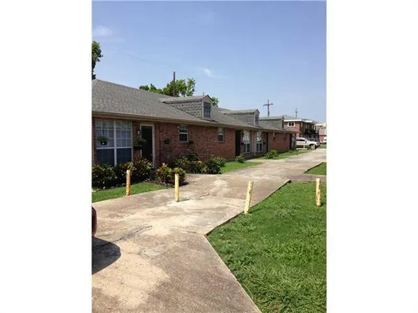 $1,250 | 4110 St Bernard Avenue, New Orleans, LA 70122