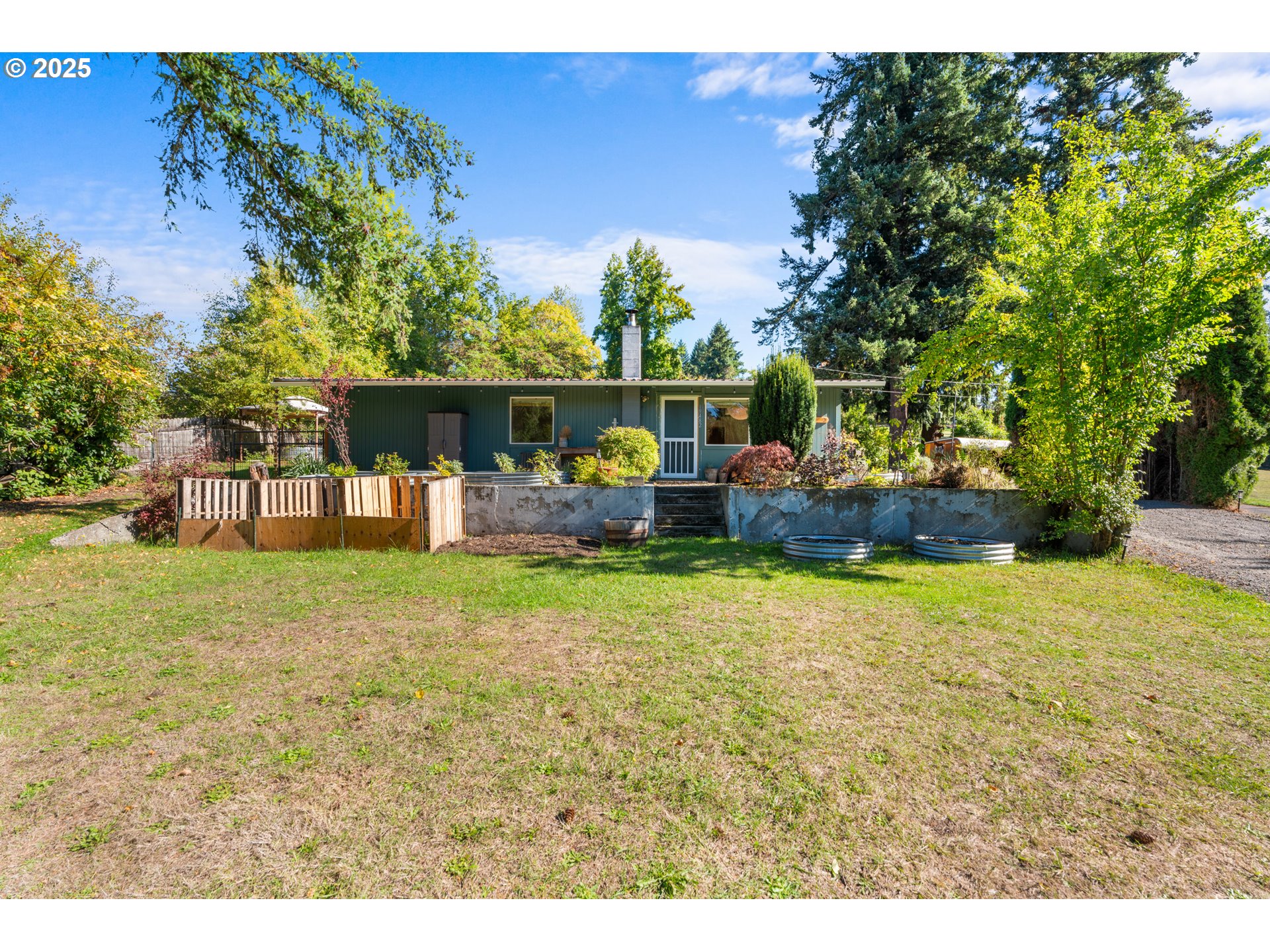 19482 South Henrici Road Oregon City, OR 97045 - Photo 1 of 48 Gallery Image 1