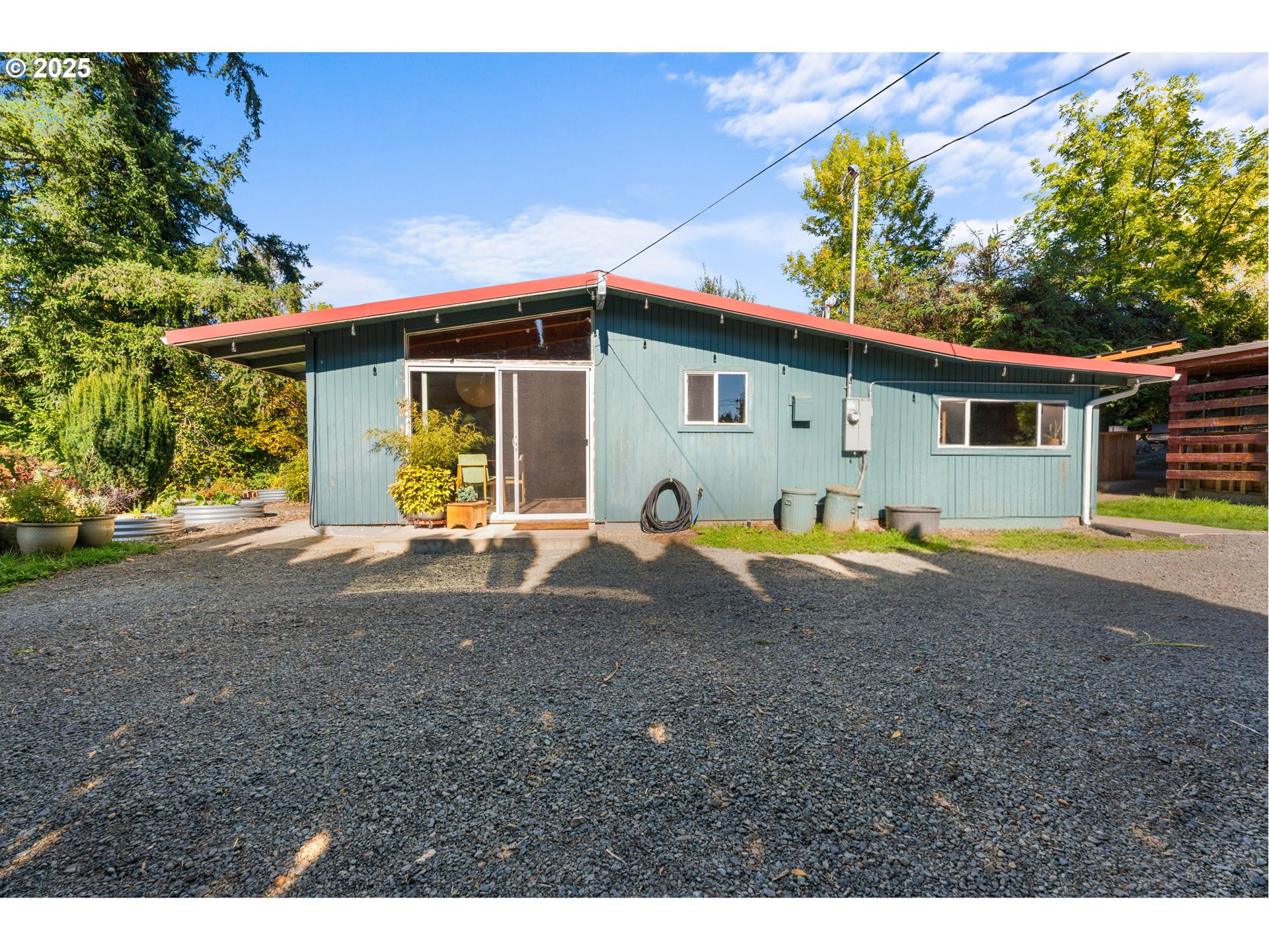 19482 South Henrici Road Oregon City, OR 97045 - Photo 3 of 48 Gallery Image 3