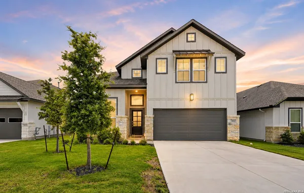 $429,000 | 1027 Haystack, New Braunfels, TX 78130