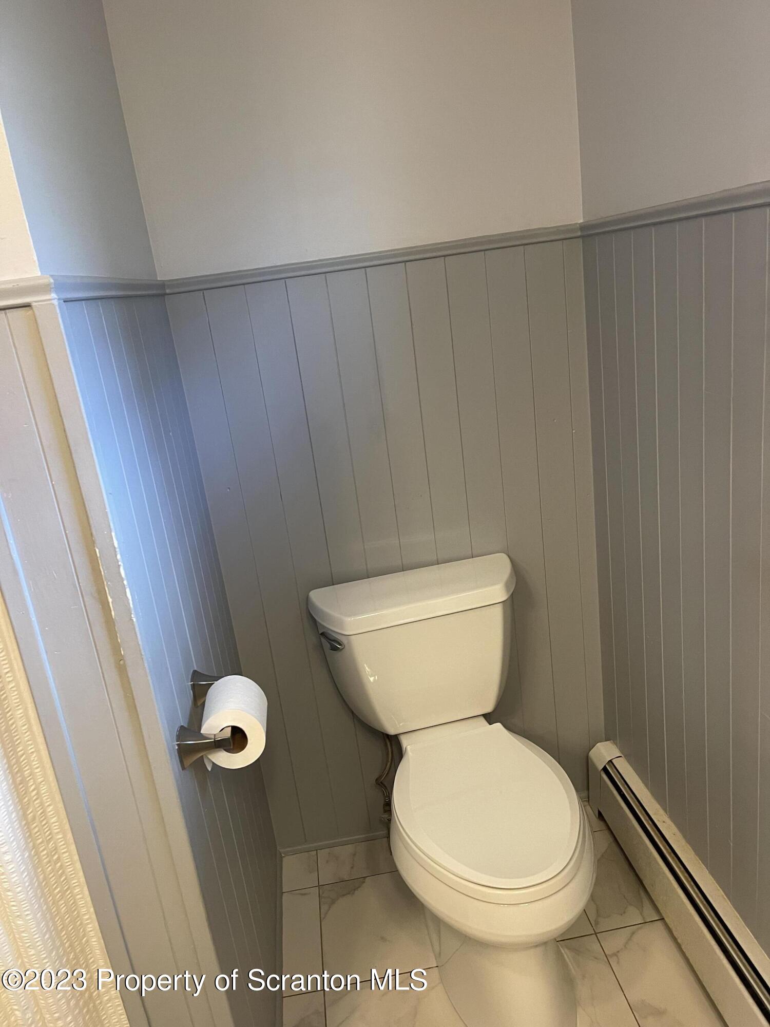 225 Main Street Olyphant, PA 18447 - Photo 39 of 60