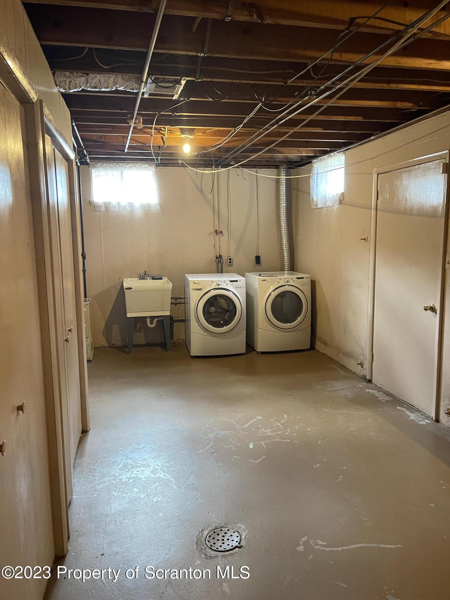 225 Main Street Olyphant, PA 18447 - Photo 54 of 60 a view of car garage