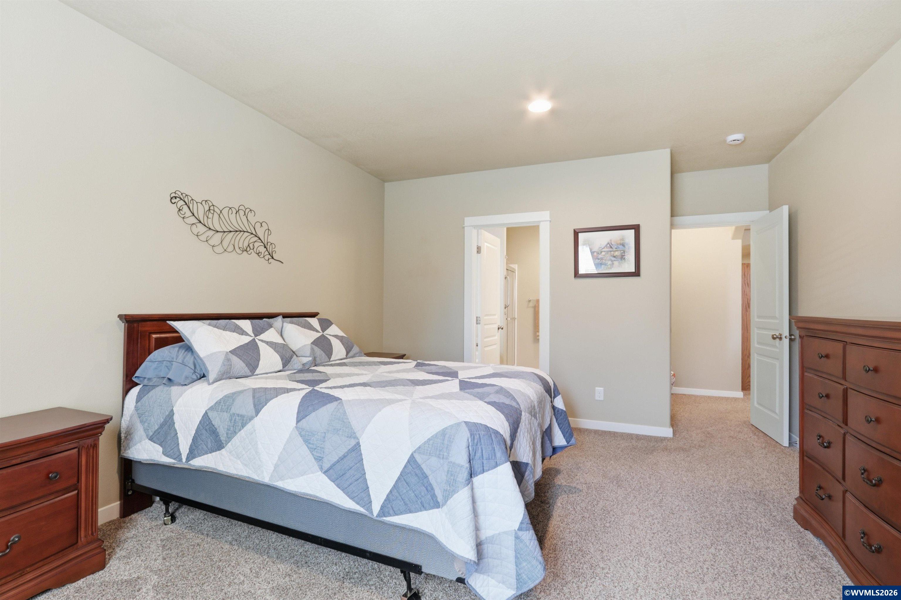 2663 Northwest Red Oak Street Albany, OR 97321 - Photo 15 of 31