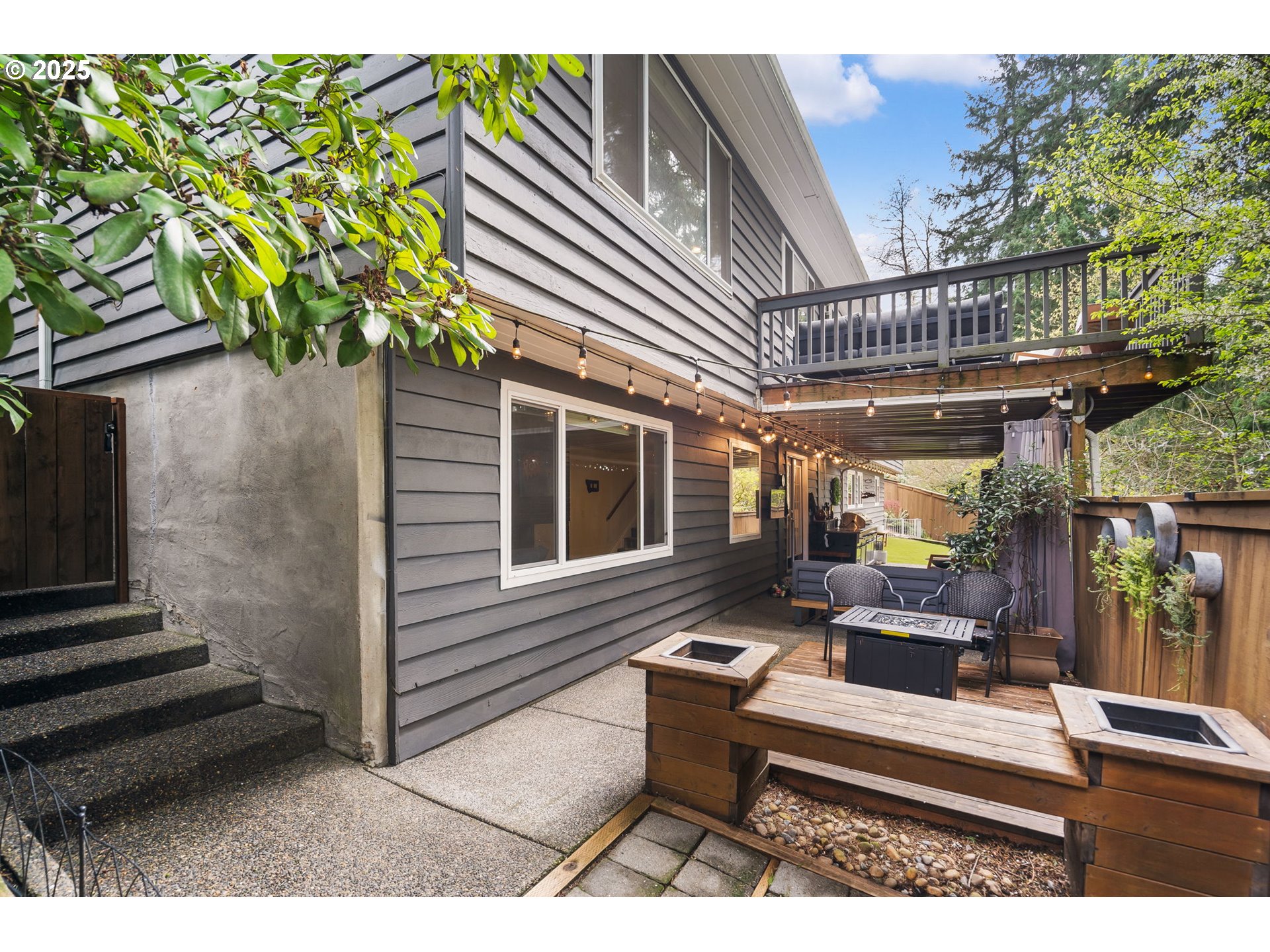 4933 Southwest 18th Place Portland, OR 97239 - Photo 33 of 43 a outdoor living space with patio furniture