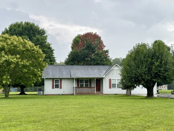 $1,650 | 150 Benson Road, Manchester, TN 37355