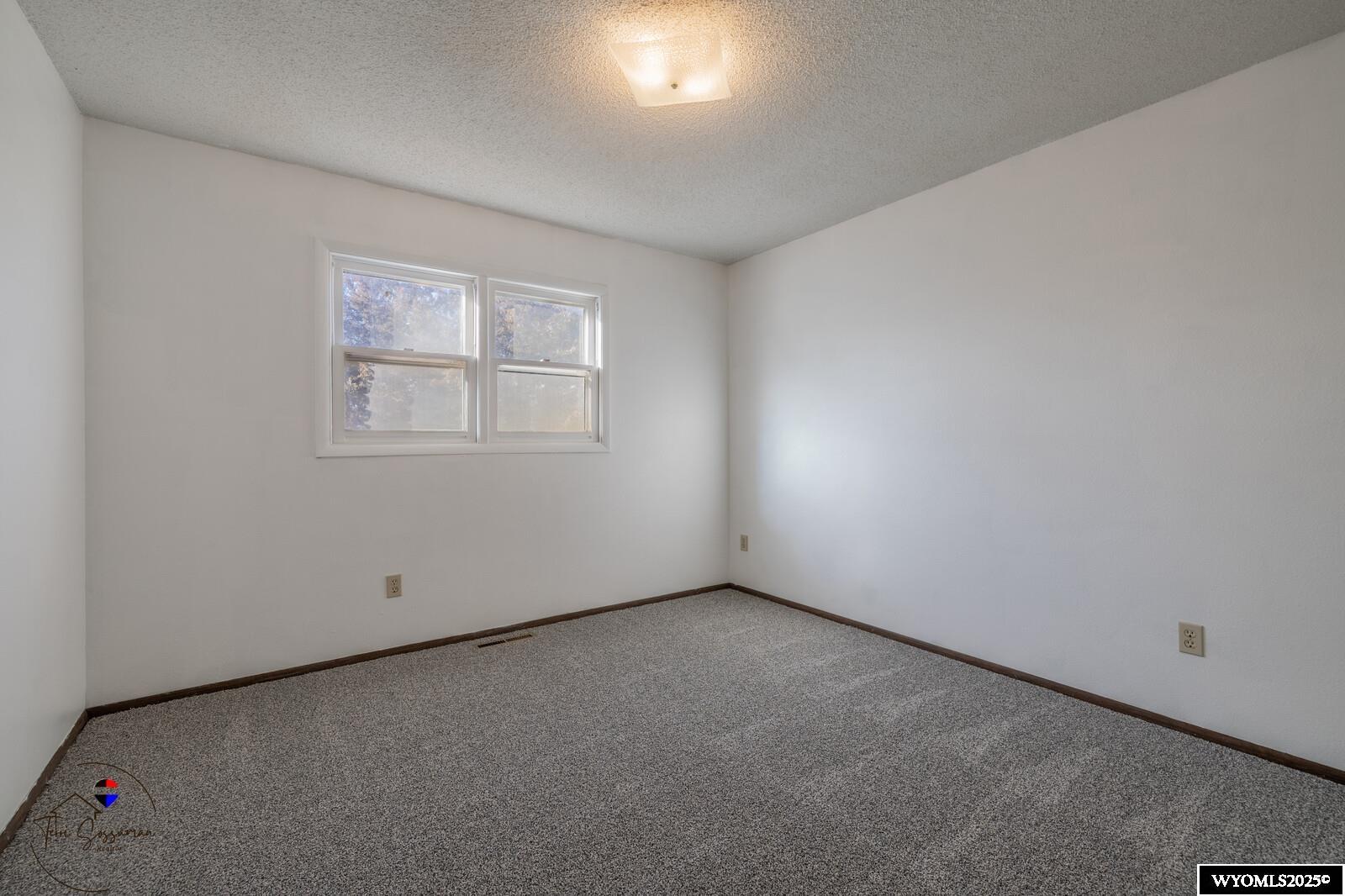 578 Buckskin Road Evansville, WY 82636 - Photo 20 of 43