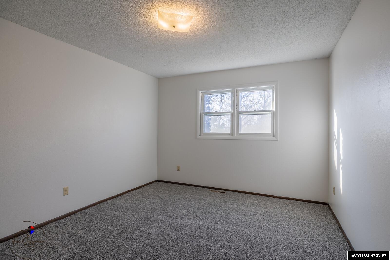 578 Buckskin Road Evansville, WY 82636 - Photo 22 of 43