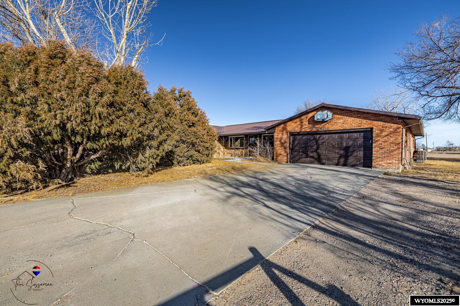 578 Buckskin Road Evansville, WY 82636 - Photo 3 of 43