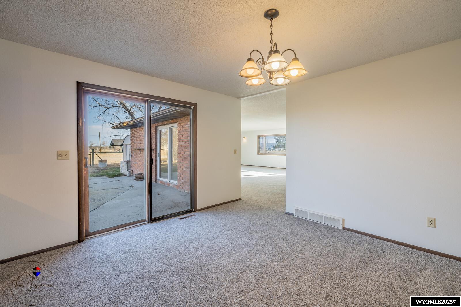 578 Buckskin Road Evansville, WY 82636 - Photo 7 of 43