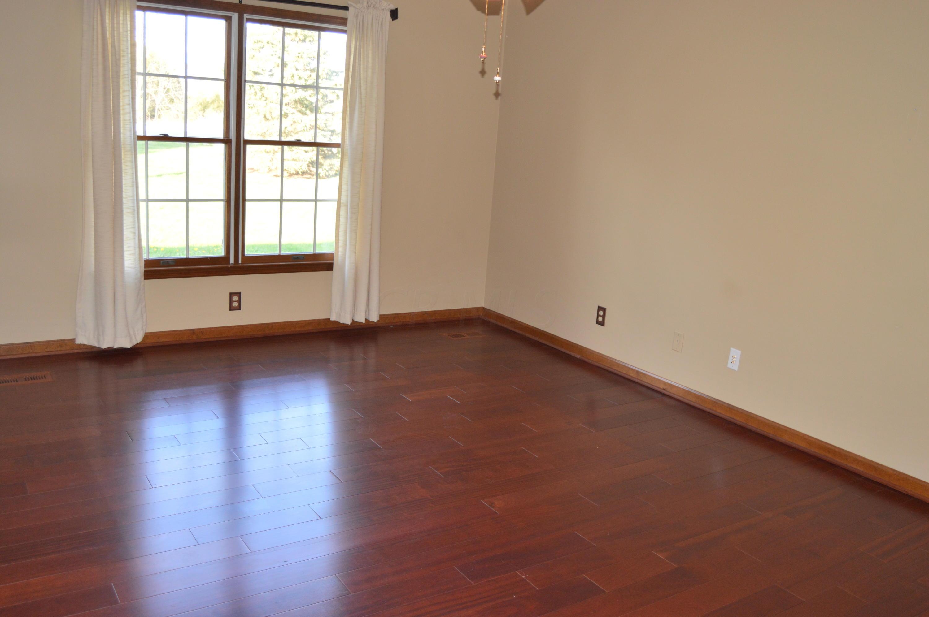 8225 Taway Road Radnor, OH 43066 - Photo 8 of 18 Gallery Image 8
