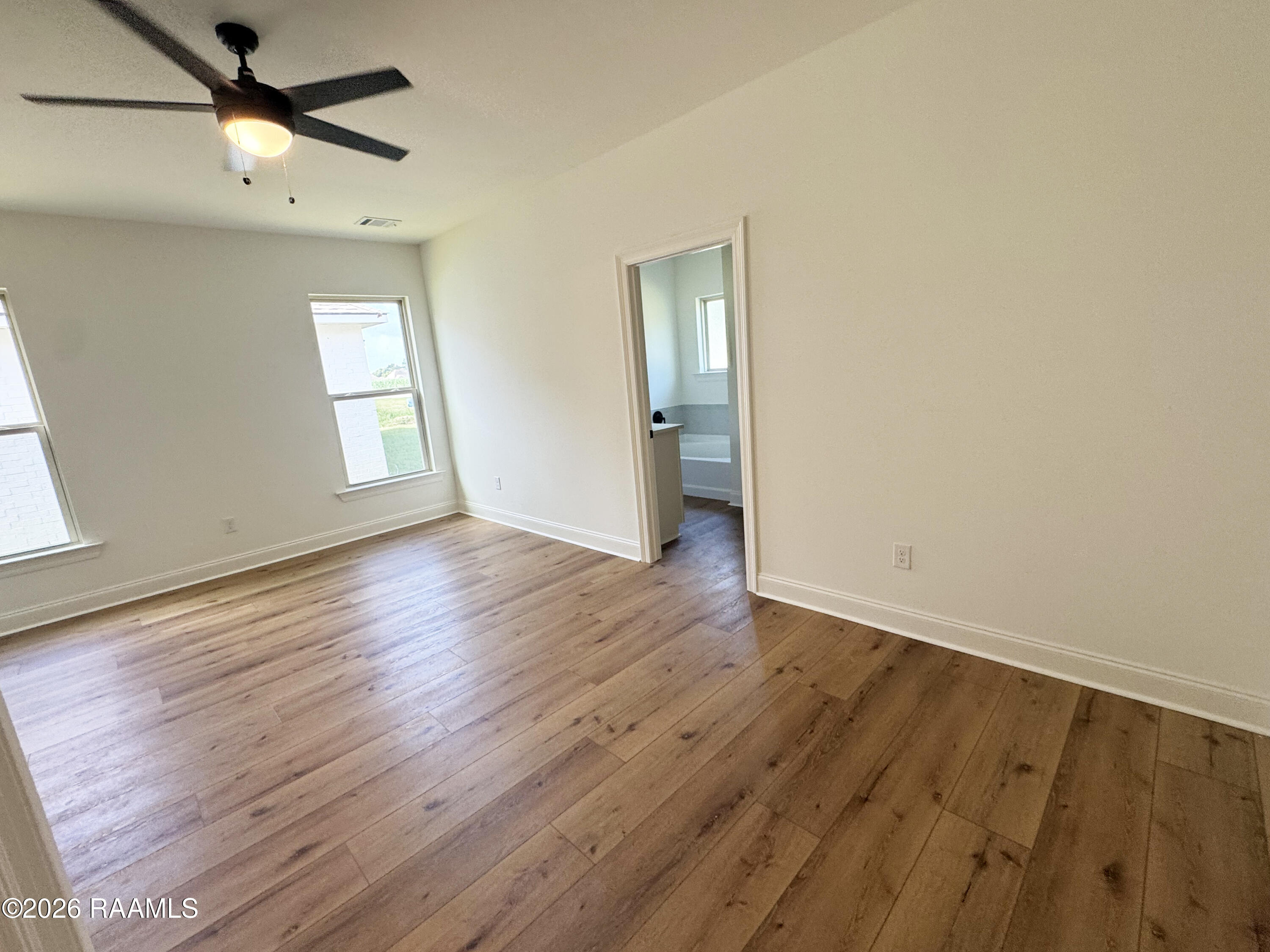 105 Crescent Row Broussard, LA 70518 - Photo 8 of 9 PRIMARY BEDROOM