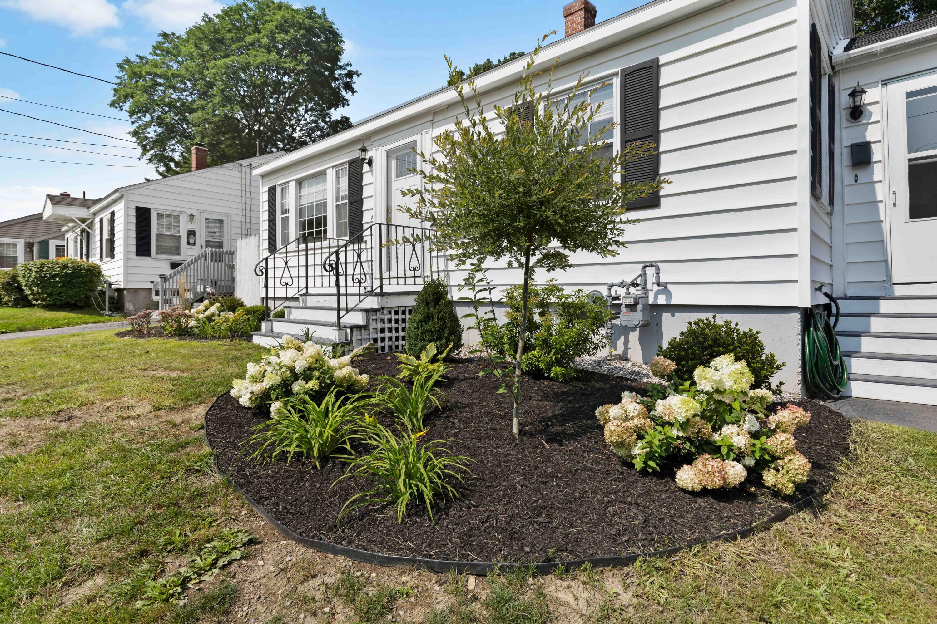 101 Colonial Road Portland, ME 04102 - Photo 2 of 32 101 Colonial Portland_026
