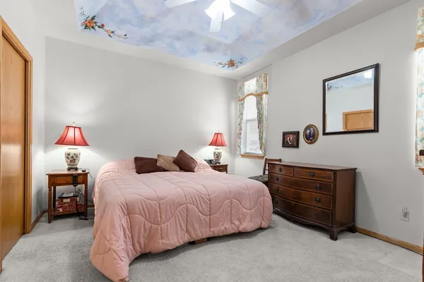 $385,000 | 1513 Dickenson Court, Neenah, WI 54956