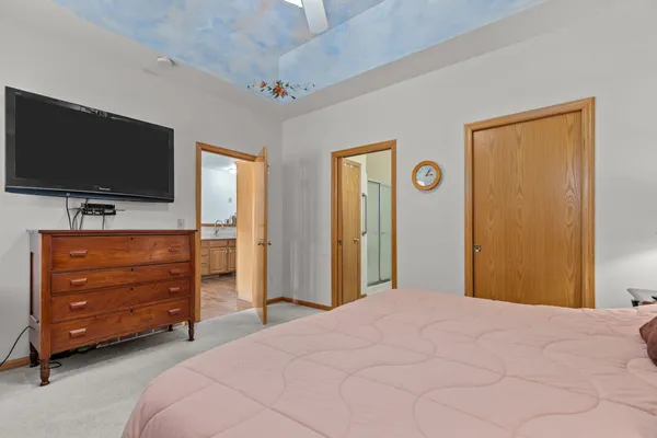 $385,000 | 1513 Dickenson Court, Neenah, WI 54956