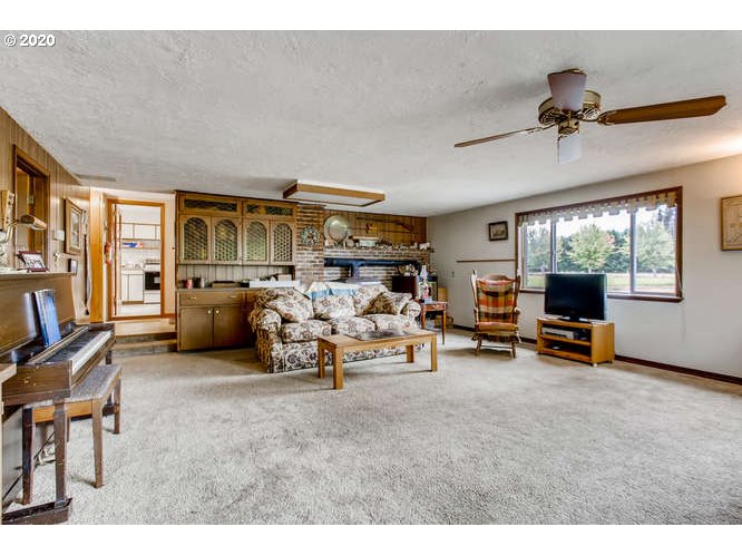 33244 South Needy Road Woodburn, OR 97071 - Photo 14 of 31
