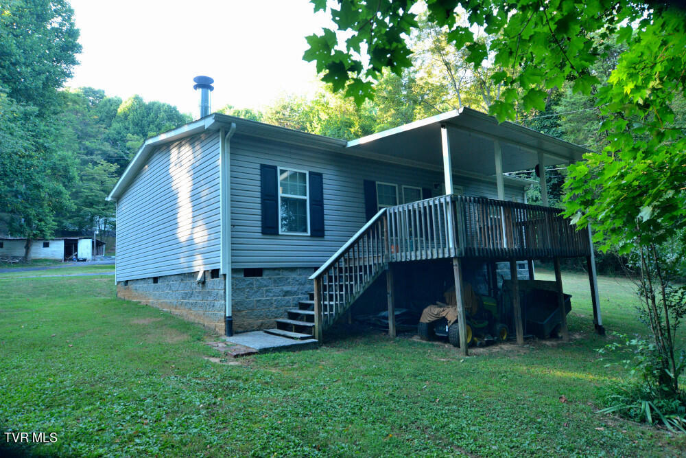 230 Ellis Road Blountville, TN 37617 - Photo 1 of 22 DSC_0194