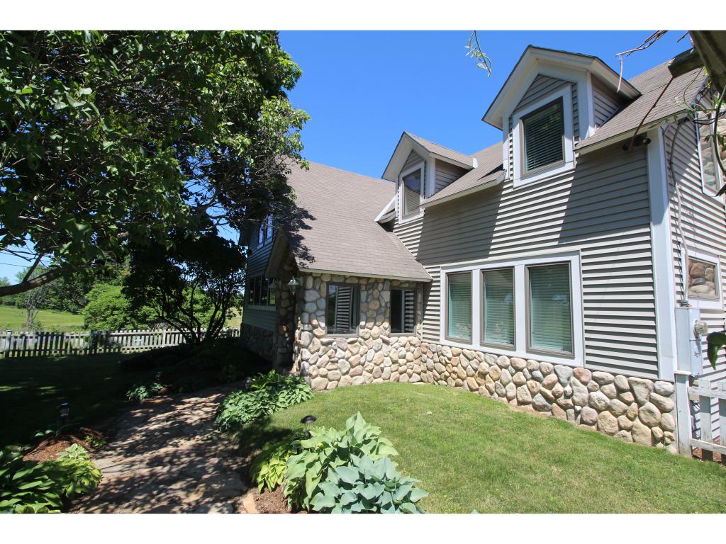 110 Reynolds Road Grand Isle, VT 05458 - Photo 4 of 36 Gallery Image 4