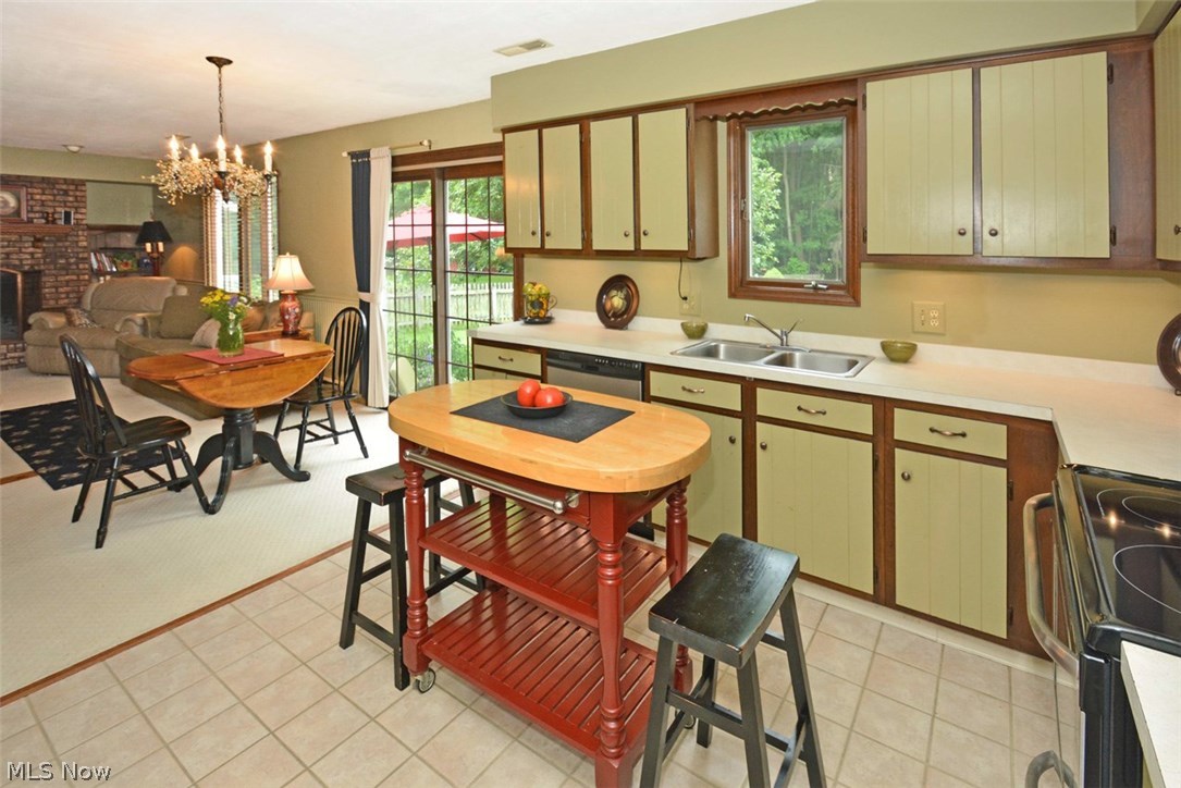 5302 Case Road North Ridgeville, OH 44039 - Photo 16 of 35 Gallery Image 16