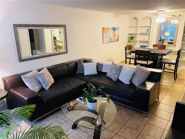 $107,900 | 2490 Southwest 14th Drive, Unit 29, Gainesville, FL 32608