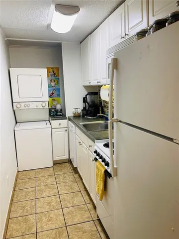 $107,900 | 2490 Southwest 14th Drive, Unit 29, Gainesville, FL 32608