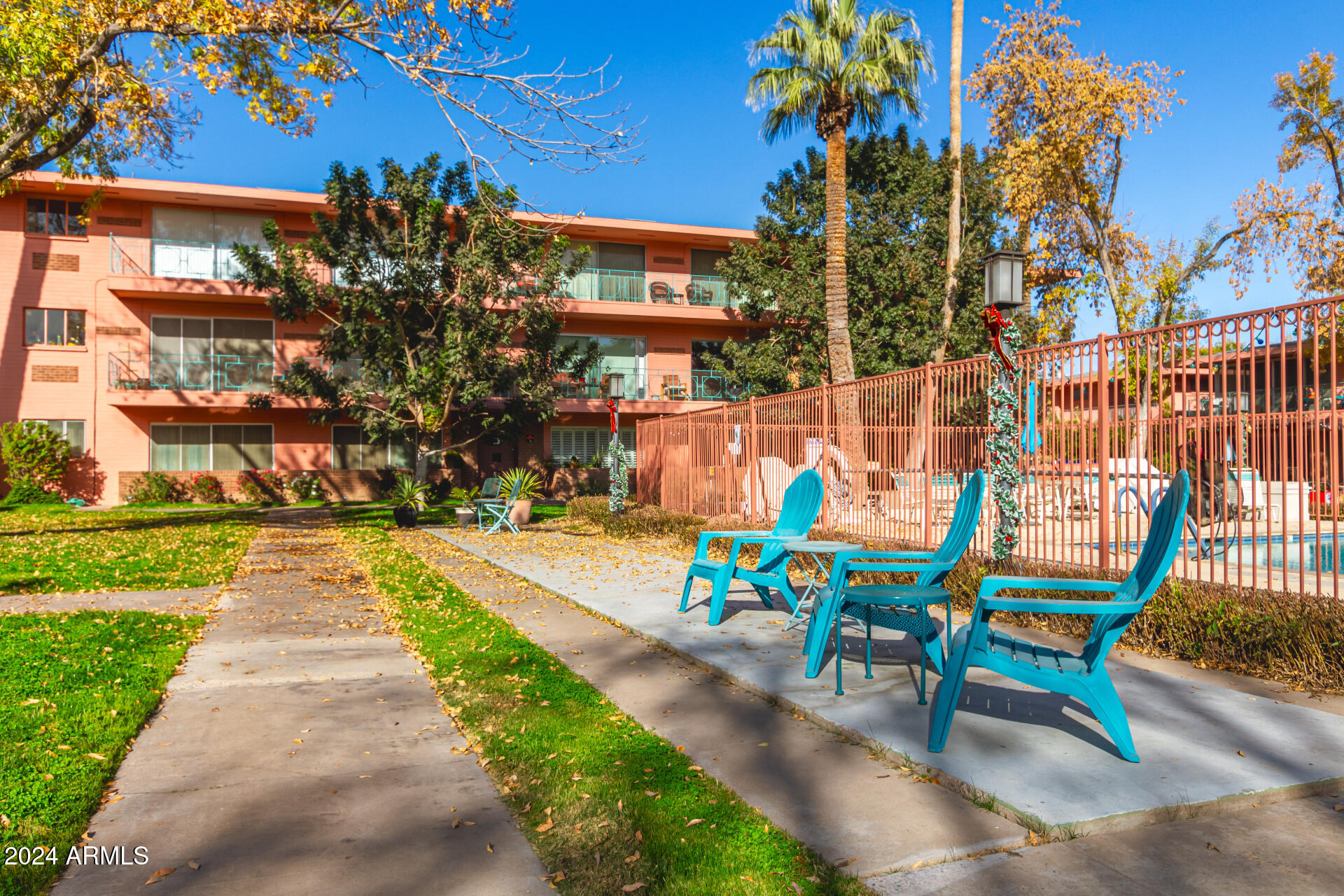 150 East Coronado Road, Unit 47 Phoenix, AZ 85004 - Photo 5 of 14 05 - Coronado