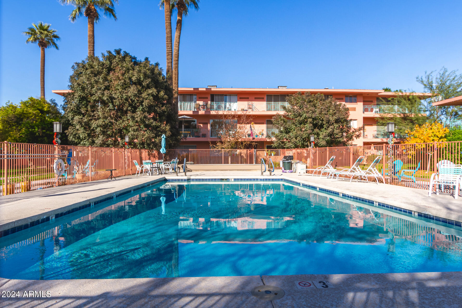 150 East Coronado Road, Unit 47 Phoenix, AZ 85004 - Photo 9 of 14 09 - Coronado