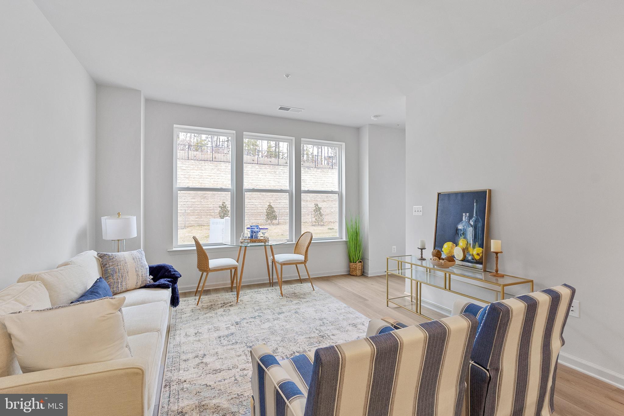 2540 Neabsco Common Place Woodbridge, VA 22191 - Photo 11 of 34 Family Room