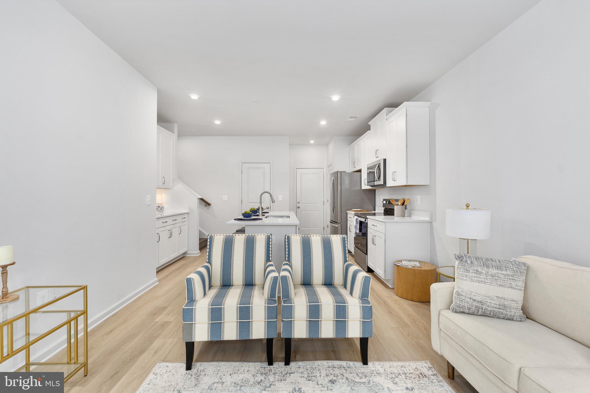 2540 Neabsco Common Place Woodbridge, VA 22191 - Photo 13 of 34 Family Room