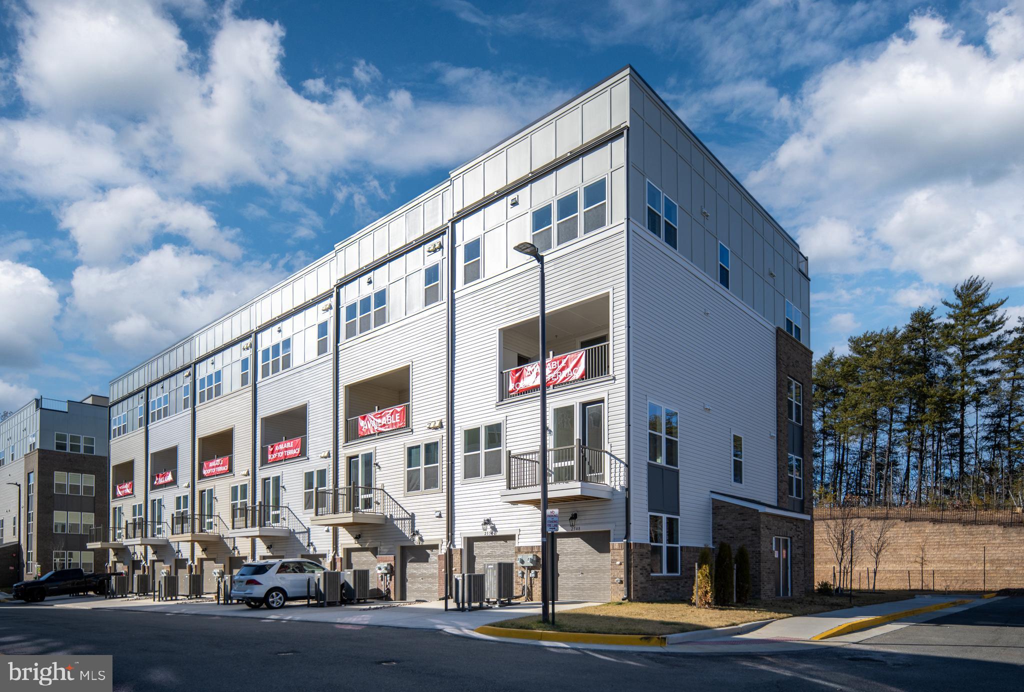 2540 Neabsco Common Place Woodbridge, VA 22191 - Photo 7 of 34 Exterior