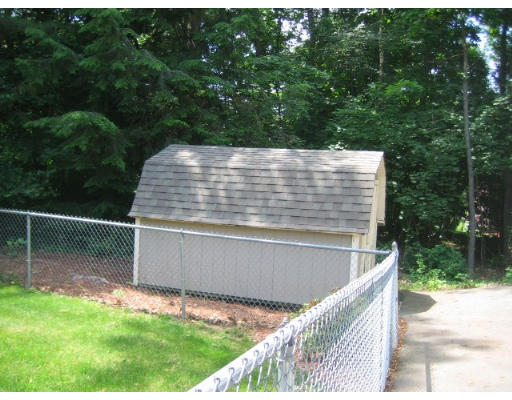 71 Crosby Road Marlborough, MA 01752 - Photo 27 of 29 Gallery Image 27