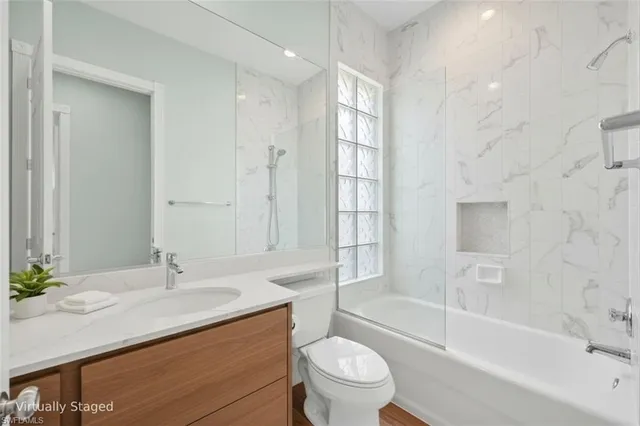 $649,900 | 3000 Ellice Way, Naples, FL 34119