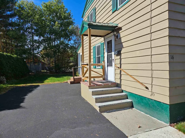 $1,700 | 16 McKenzie Drive, Claremont, NH 03743