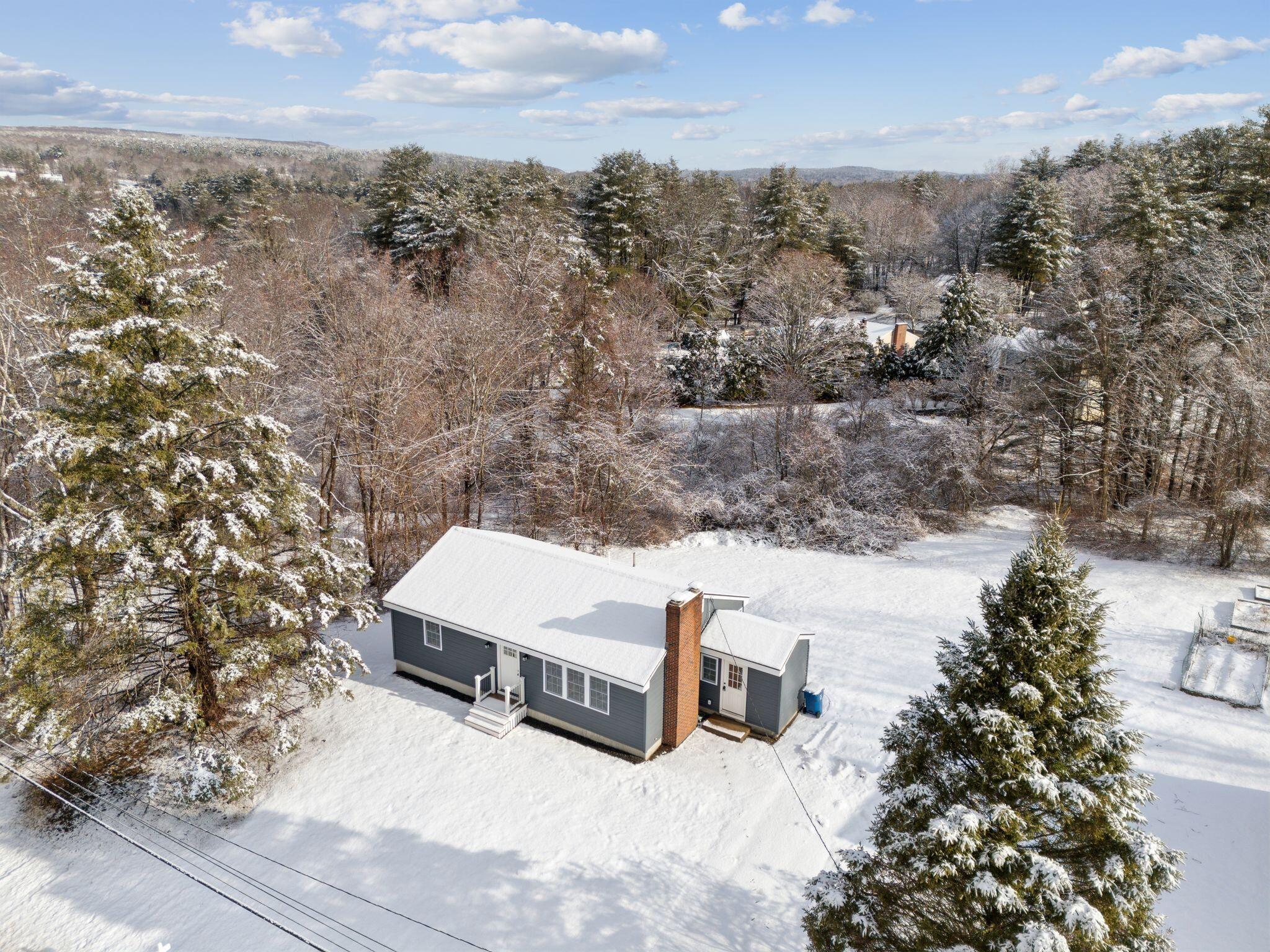 547 Summit Street Portland, ME 04103 - Photo 19 of 23 7_DJI_20250325055304_0001_D